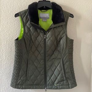 Nike hunter green quilted faux fur vest M